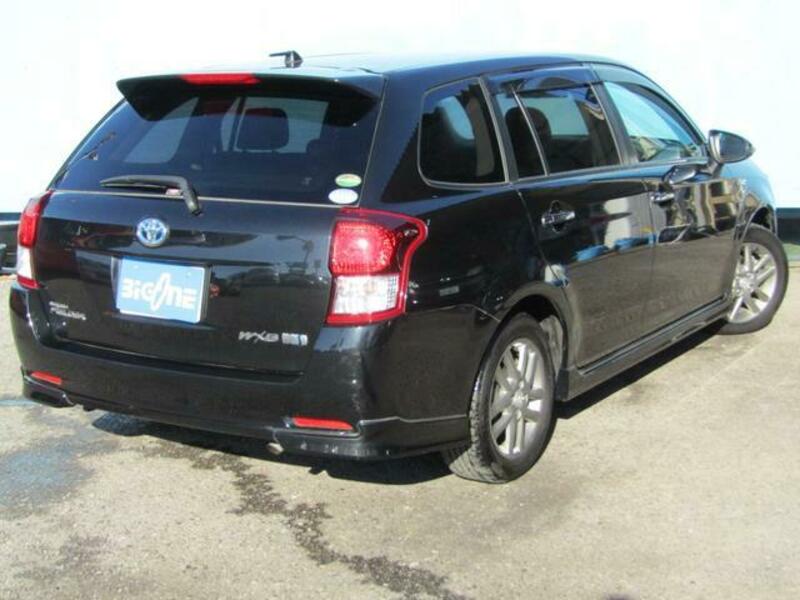 COROLLA FIELDER