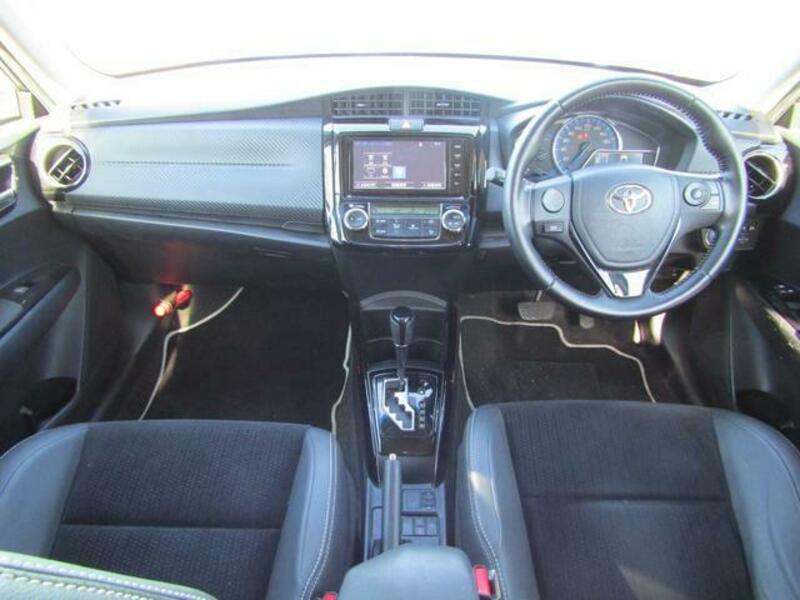 COROLLA FIELDER