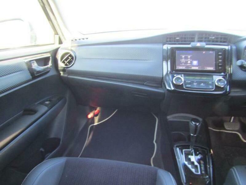 COROLLA FIELDER