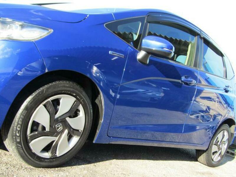 FIT HYBRID