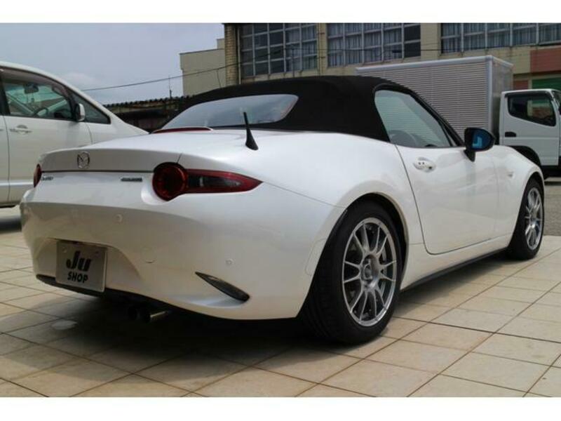 ROADSTER