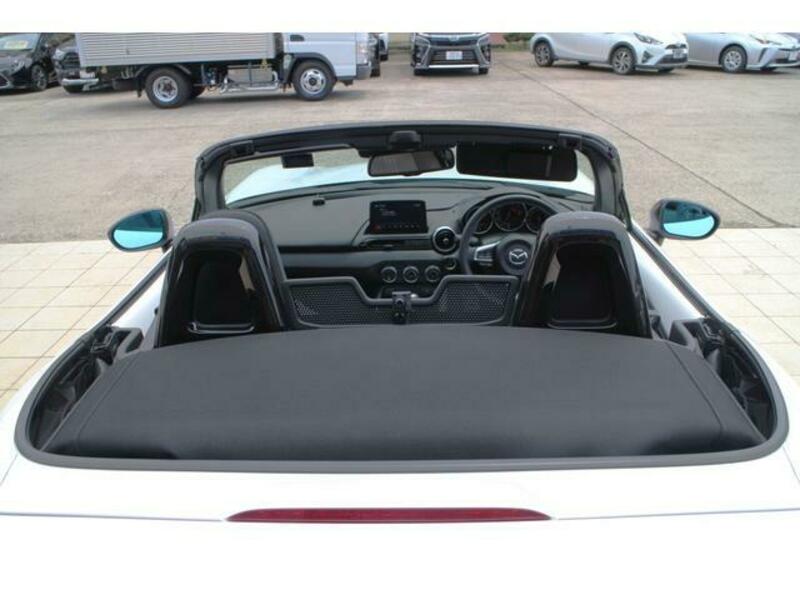 ROADSTER