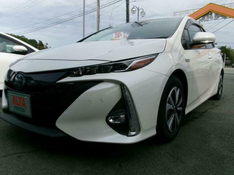 PRIUS PHV