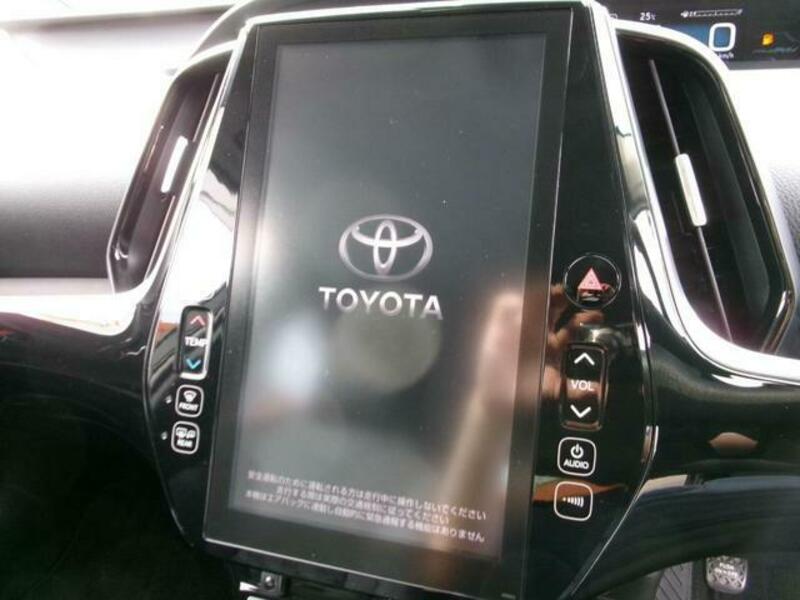 PRIUS PHV