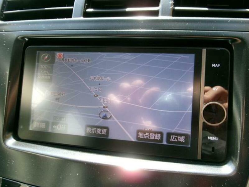 PRIUS ALPHA