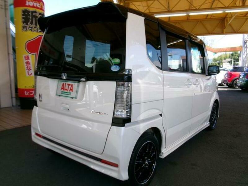 N BOX CUSTOM