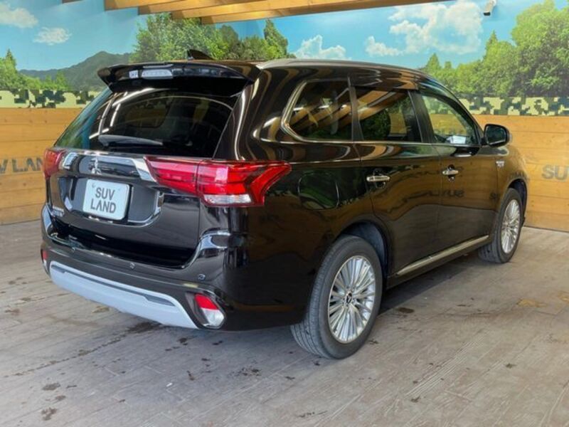OUTLANDER PHEV