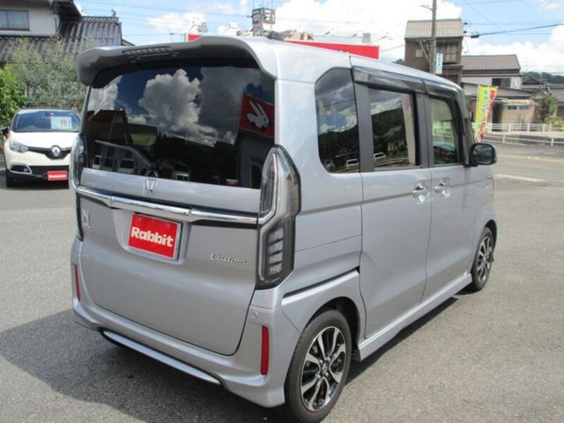 N BOX CUSTOM