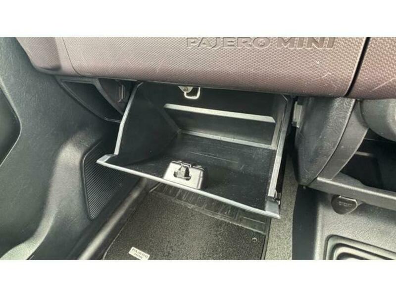 PAJERO MINI