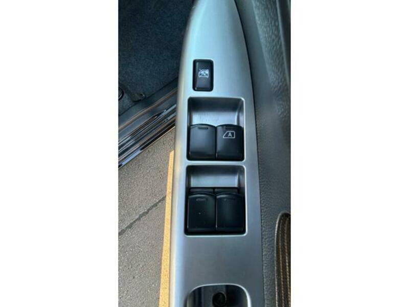 EK CUSTOM