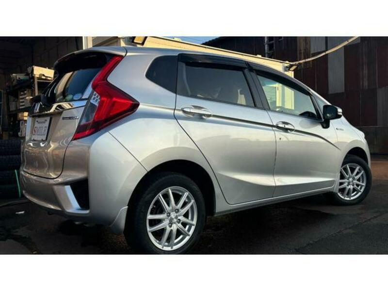 FIT HYBRID