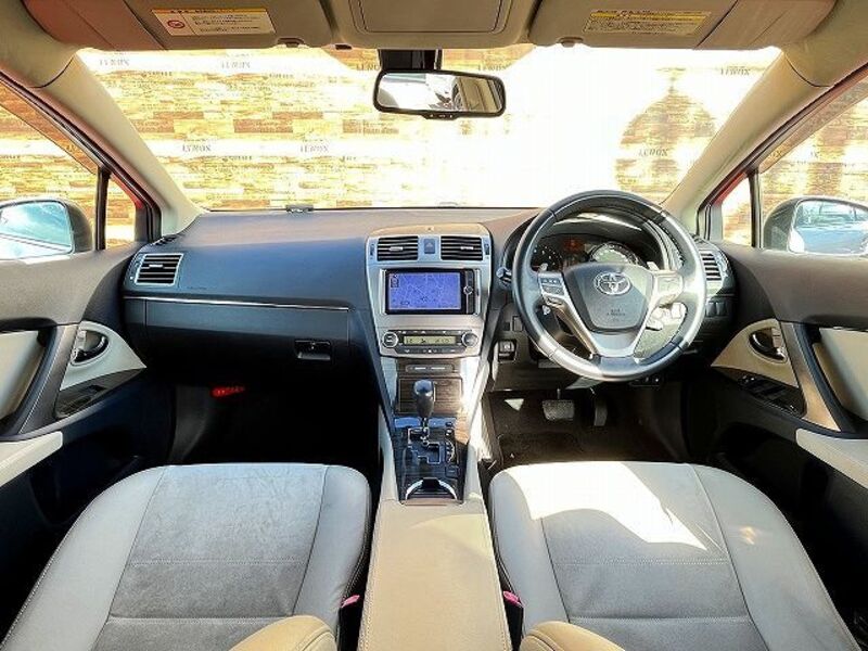 AVENSIS WAGON
