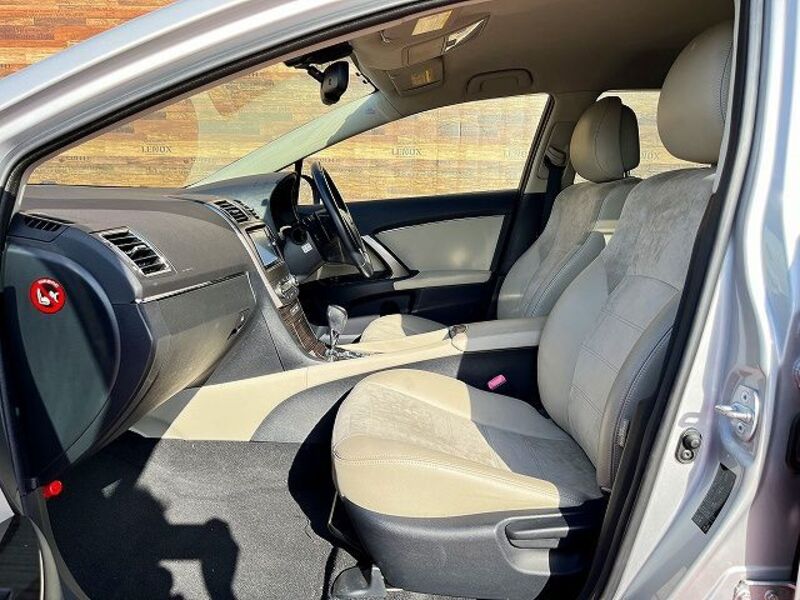 AVENSIS WAGON