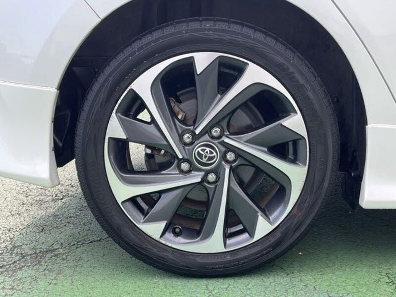AURIS HYBRID