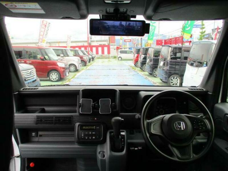 N-VAN