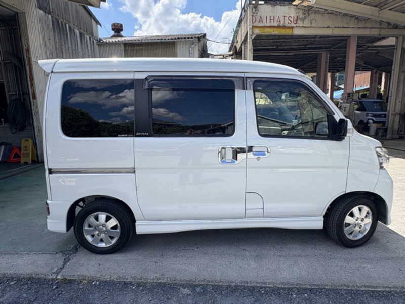 ATRAI WAGON