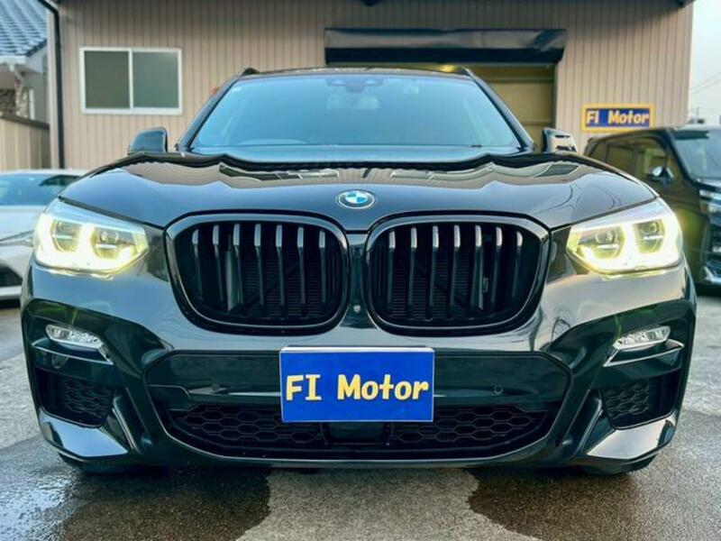 X3