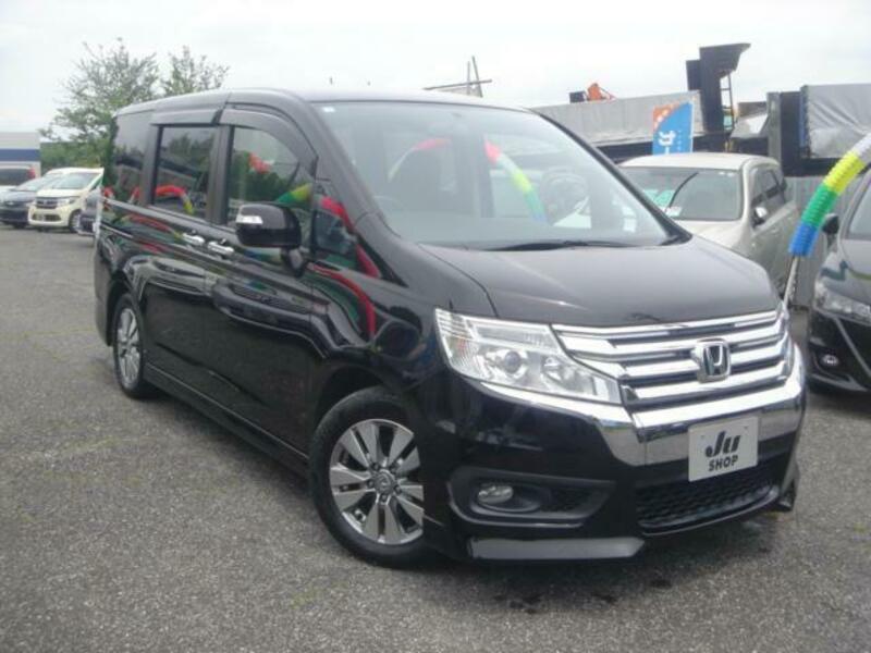 HONDA STEPWAGON SPADA