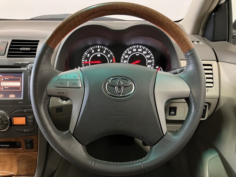 COROLLA AXIO