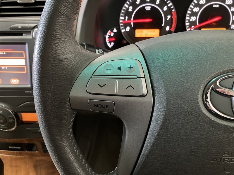 COROLLA AXIO