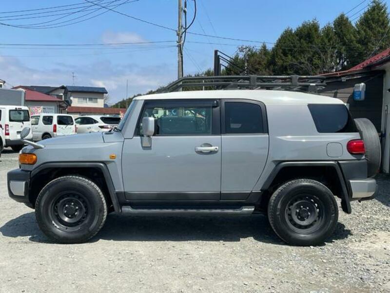 FJ CRUISER