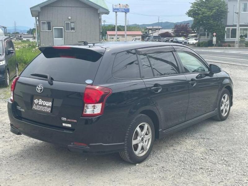 COROLLA FIELDER