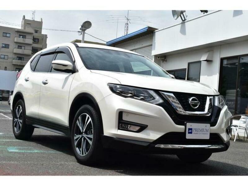 X-TRAIL