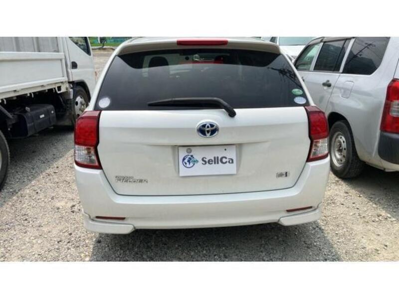 COROLLA FIELDER