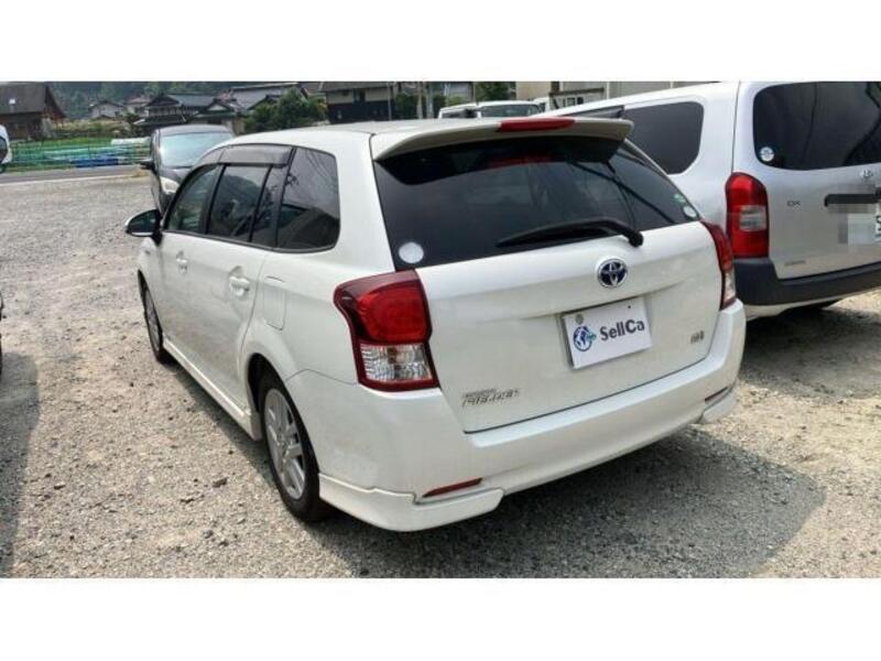 COROLLA FIELDER