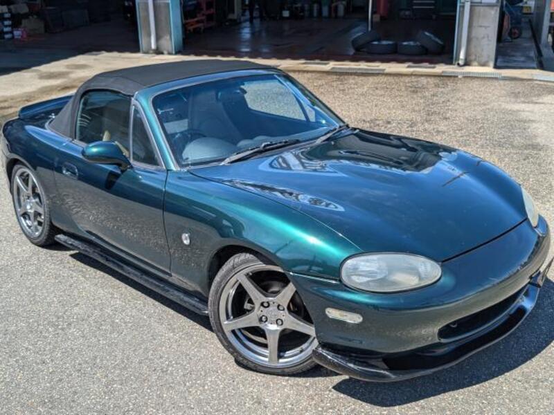 ROADSTER