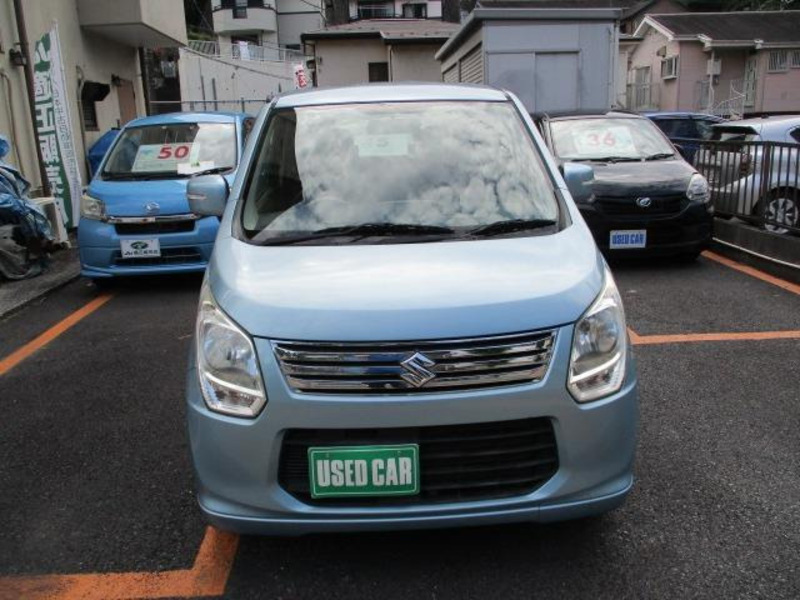 WAGON R
