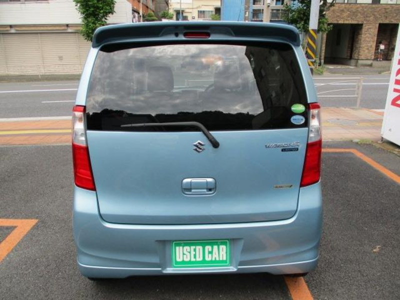 WAGON R
