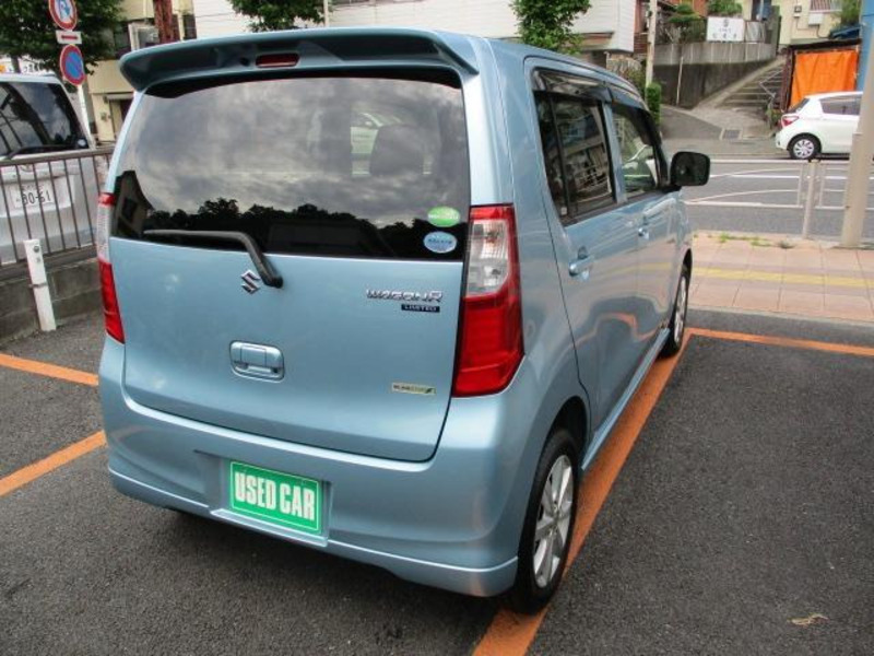 WAGON R