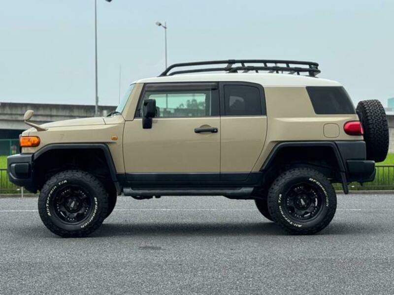 FJ CRUISER