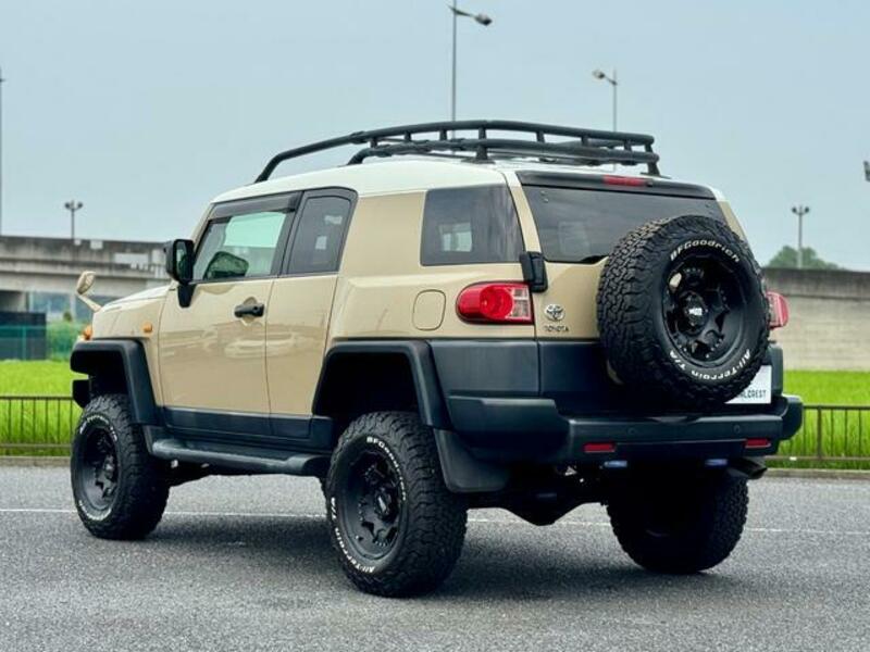 FJ CRUISER