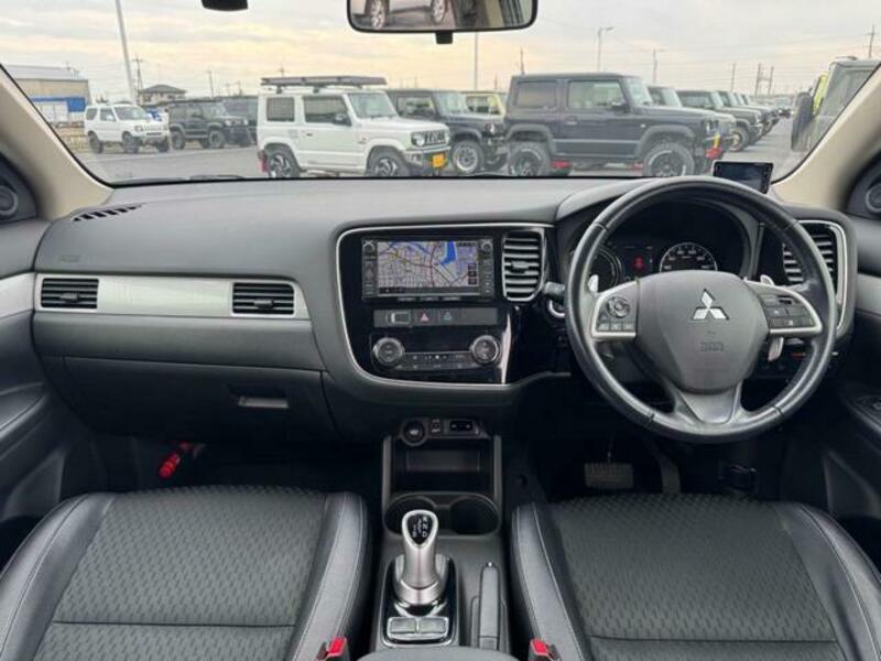 OUTLANDER PHEV