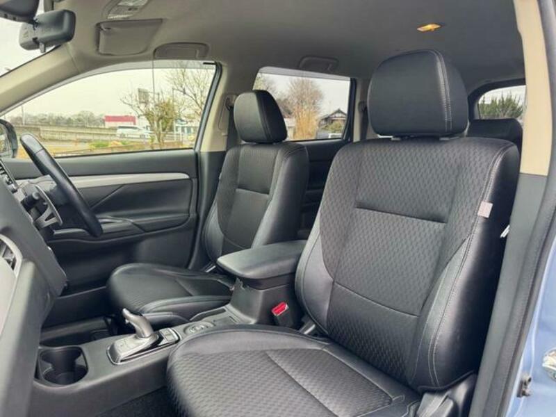 OUTLANDER PHEV