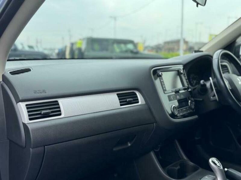 OUTLANDER PHEV