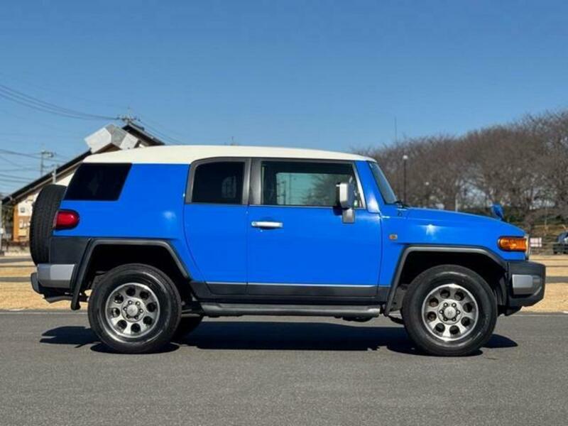 FJ CRUISER