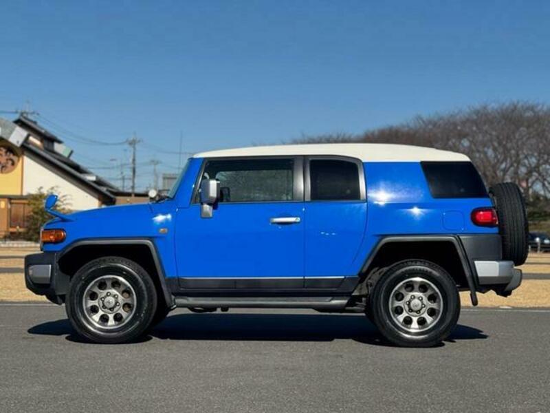 FJ CRUISER