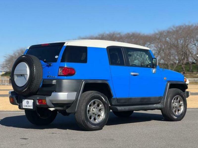 FJ CRUISER