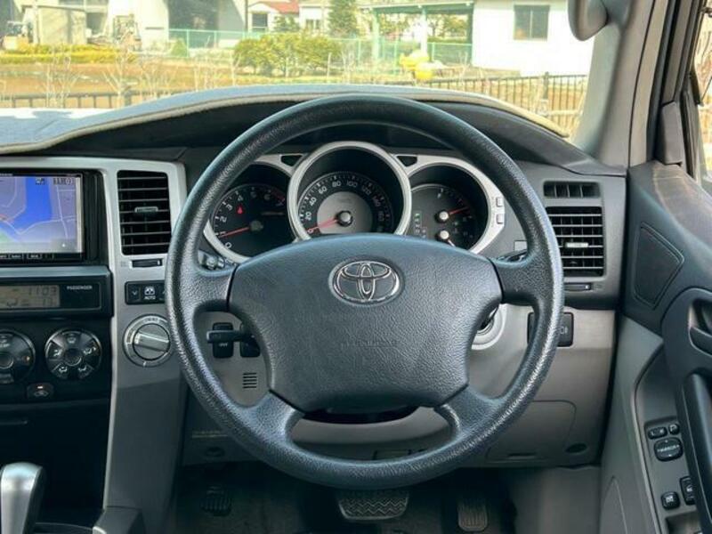HILUX SURF