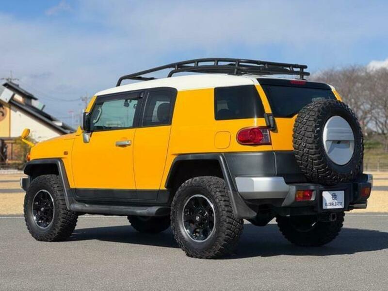 FJ CRUISER