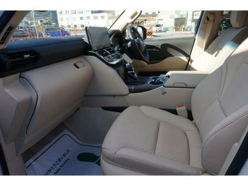 LAND CRUISER