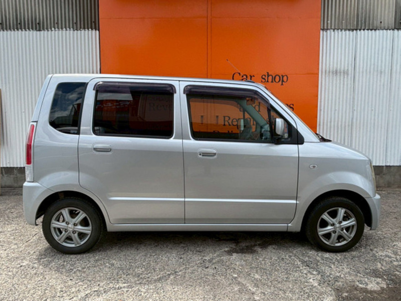 WAGON R