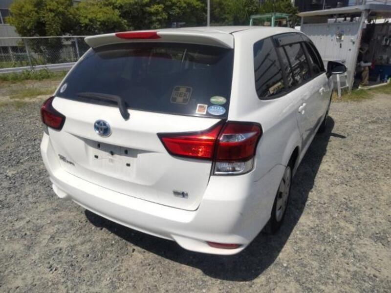 COROLLA FIELDER