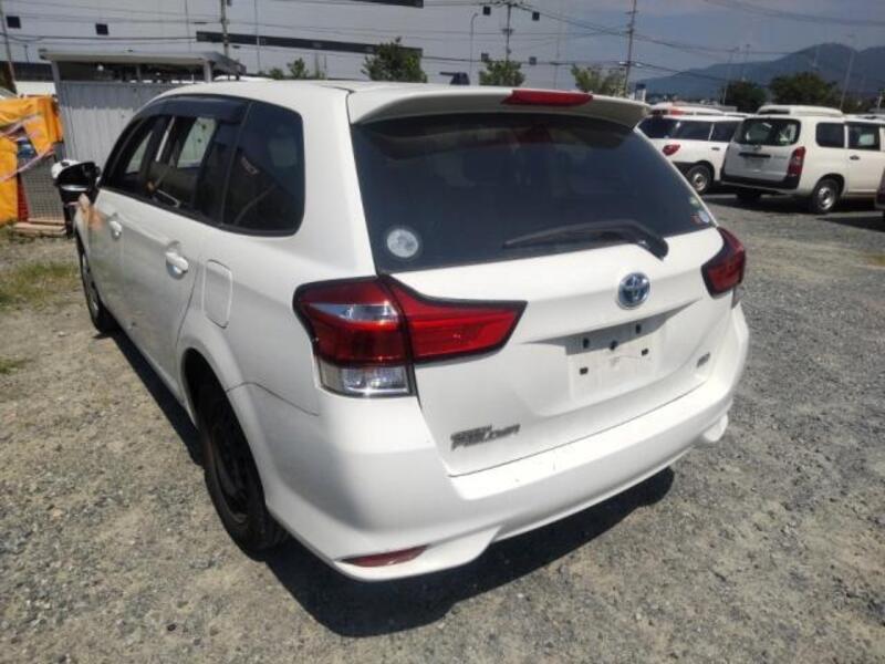 COROLLA FIELDER