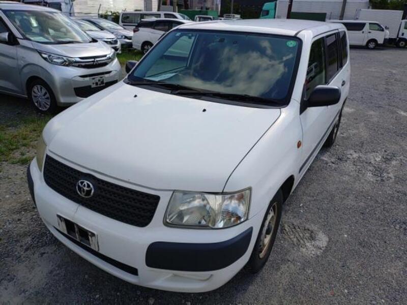 TOYOTA SUCCEED VAN