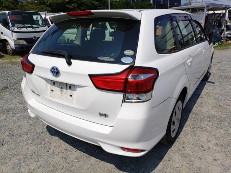 COROLLA FIELDER