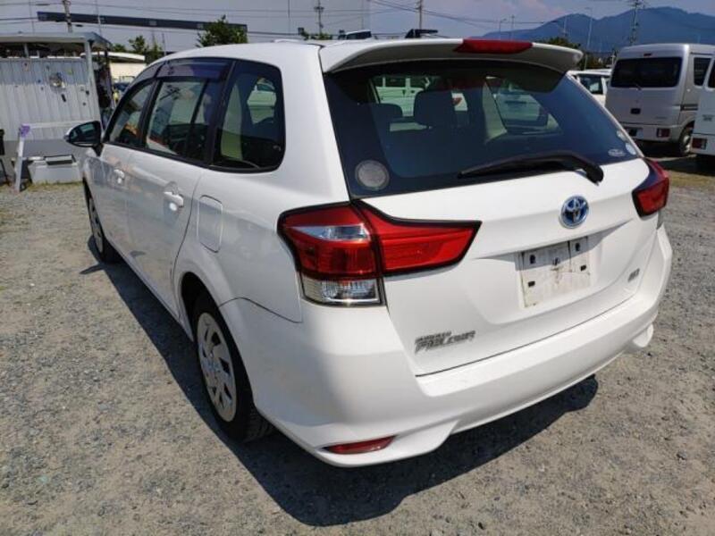 COROLLA FIELDER
